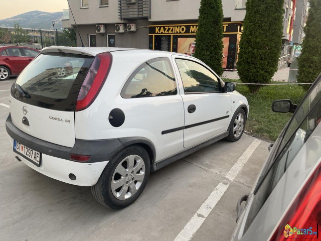 Се продава Опел Корса 