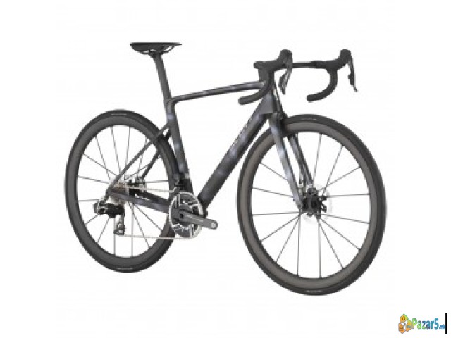2025 Scott Addict RC Ultimate Road Bike | GUN2BIKE