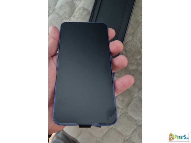 PRODAVAM NOV SAMSUNG GALAXY S25 5G 12/256