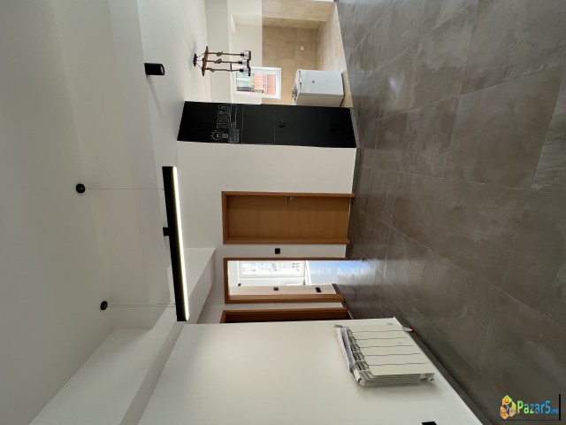 prodavam stan vo centar debar maalo