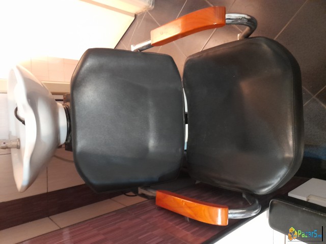 Samponjeri Se Prodavaat Po Povolna Cena I Krevet Z