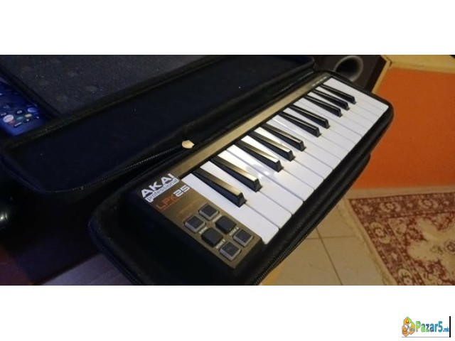 Akai Professional Lpk25 - Usb Midi Keyboard Contro