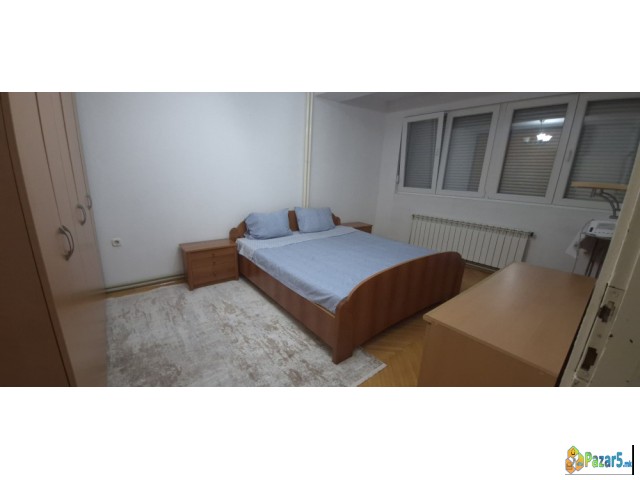 Se Izdava Trosoben Stan Vo Topansko Pole