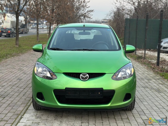 Mazda 2 