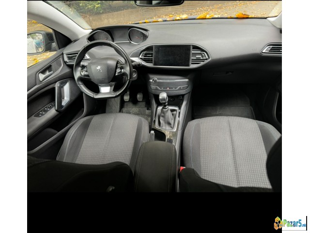 Se prodava peugeot 308