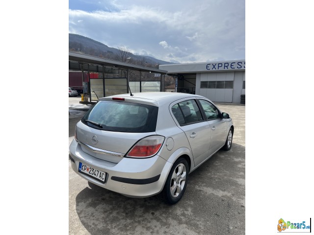 Opel astra h