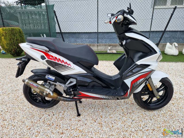 Ekstra Socuvan Italjet Charger 50k 2t Kupen 6/2025