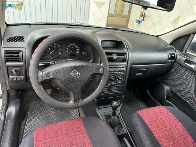Se Prodava Opel Astra. Proizvedena 2001 Godina. Re