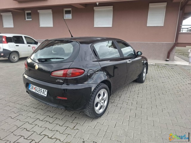 ALFA ROMEO 147 1.9 JTD 120ks 2005 god - thumbnail 2