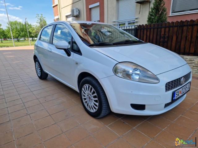 Grande Punto 1.4 Ates Plin /metan Fabricki Klima 1