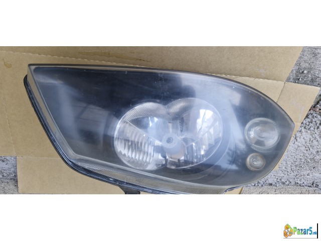 Половен фар за Seat Ibiza 2005