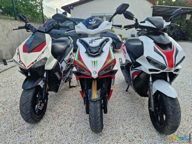 3 Komada Italjet A9 A8 Ekstra Sostojba