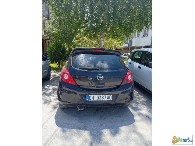 Prodavam Corsa D 2007 Godina Servisirana,novi Gumi