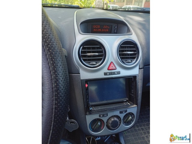 Prodavam Corsa D 2007 Godina Servisirana,novi Gumi