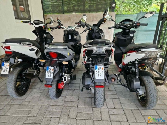4 Skut. Italjet Hamac R9 A9 A8 Ekstra Sostojba