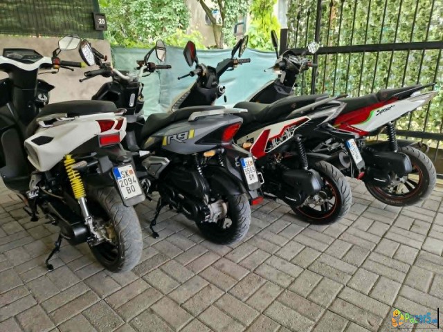 4 Skut. Italjet Hamac R9 A9 A8 Ekstra Sostojba