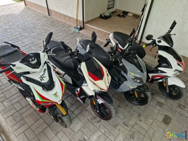 4 Skut. Italjet Hamac R9 A9 A8 Ekstra Sostojba