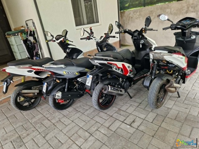 4 Skut. Italjet Hamac R9 A9 A8 Ekstra Sostojba