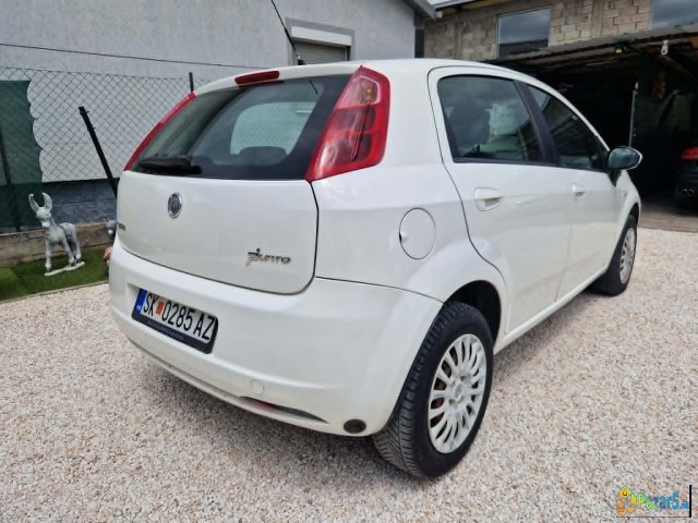 Grande Punto 1.4 Ates Plin /metan Fabricki Klima 1