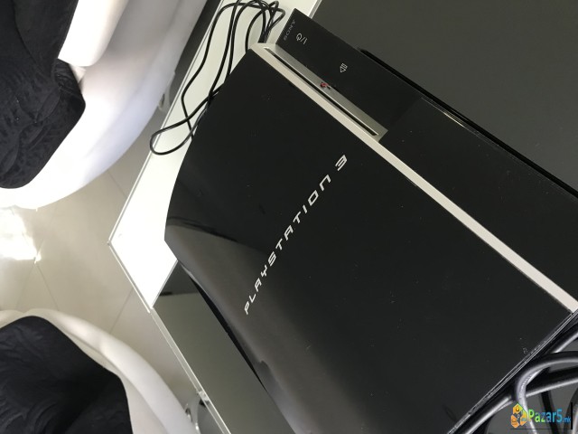 Se Prodava Playstation3 So Igri