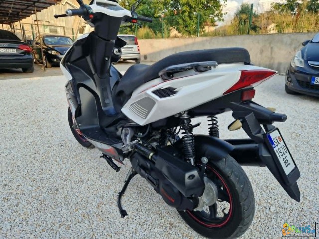 Hamachi Evoc 4t. 50k. So 3900km. Kupen 2022g.