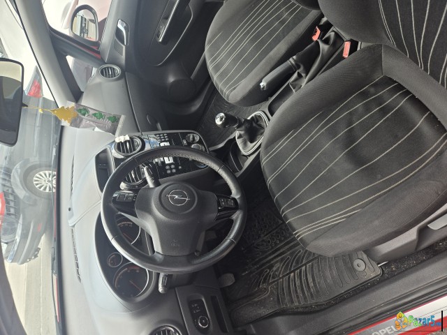 Opel Corsa 1.3 Cdti 2010 Godina 