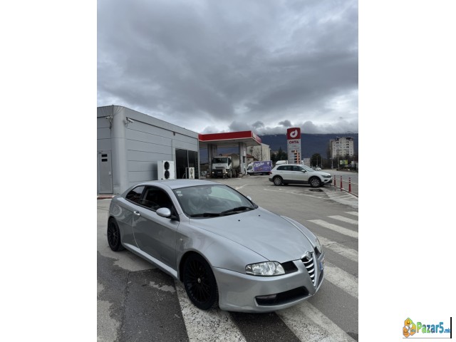 Se Prodava Alfa Romeo Gt