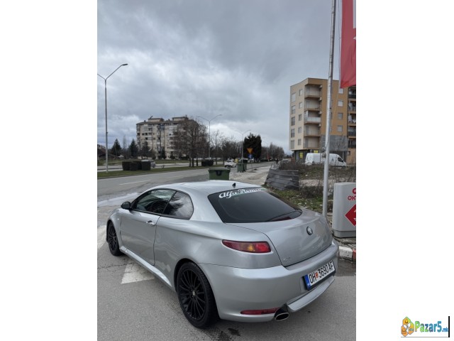 Se Prodava Alfa Romeo Gt