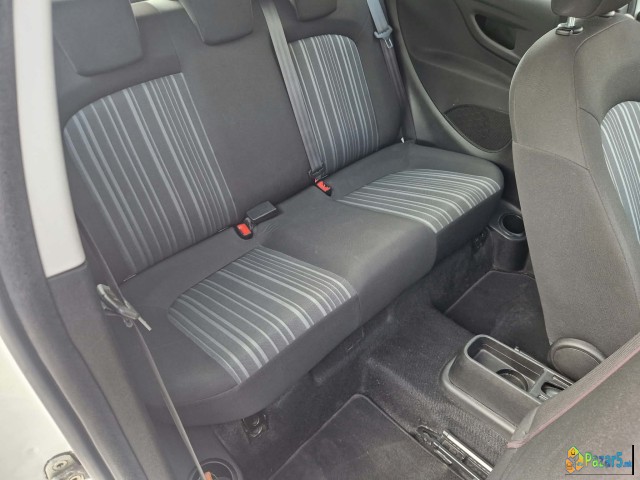 Grande Punto Evo 1.4 57kw/78ks 1boja Klima 12/2011
