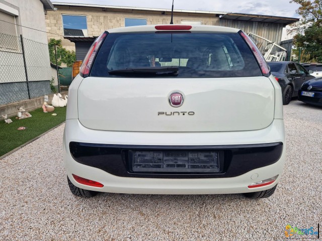 Grande Punto Evo 1.4 57kw/78ks 1boja Klima 12/2011