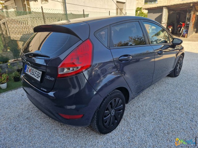Ford Fiesta Econetic 1.6tdci 95ks 1boja Klima 2011