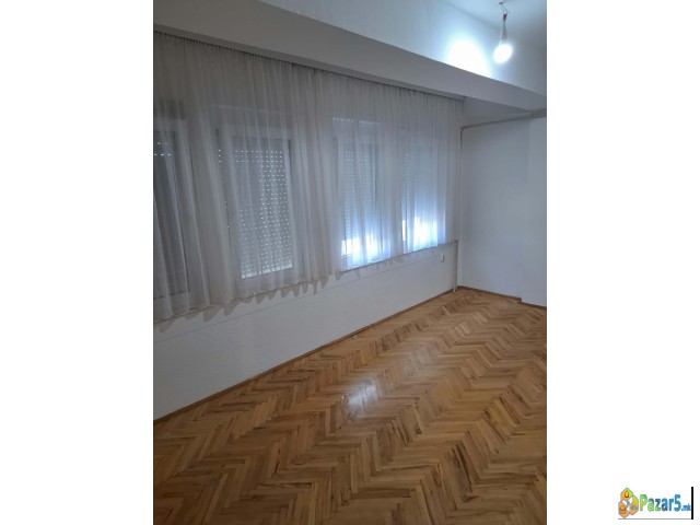 Se Izdava Dvosoben Stan Pod Kirija