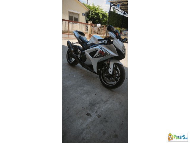 Suzuki K8 1000