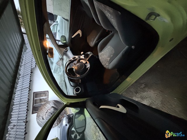 Se Prodava Ford Ka