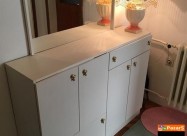 Bela Komoda Za Predsobje-plakar