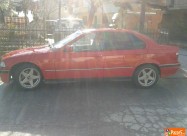 Se Prodava Bmw  325 Td Mozi Zamena Za Golf4 Benzin
