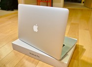 Apple Macbook Pro & Apple Macbook Air