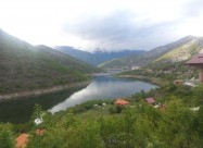 Se Prodava Ili Zamenuva Vikendica