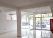 Se Prodavaat Lokali: Prizemje 66 M2 I Prv Sprat 70