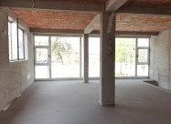 Se Prodavaat Lokali: Prizemje 66 M2 I Prv Sprat 70