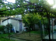 Prodavam Kuka Vo Zdanec