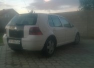 Golf 4   110ks