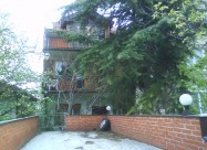 Prodavam Kuka Vo Crnice 260m2 Za Smao 160000 Evra