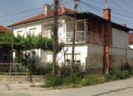 Куќа на одлична локација во Ресен