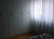 Se Izdava Komplet Namesten Stan Vo Centar
