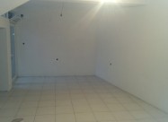 Se Izdava Deloven Prostor Od 80m2 + 18 M2