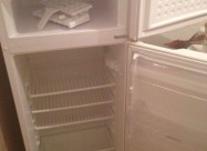 Se Prodava Kombiniran Kratko Koristen Frizider