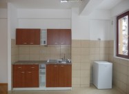 Izdavam Deloven Prostor.ploŠtad Sloboboda	