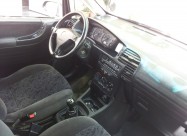 Prodavam Opel Zafira 2001 Godina