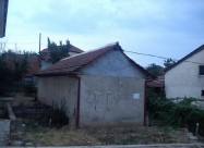 Se Prodava Kuka Vo Radovis